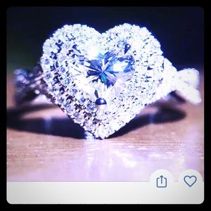 🥰Beautiful Heart Shape Ring🥰
